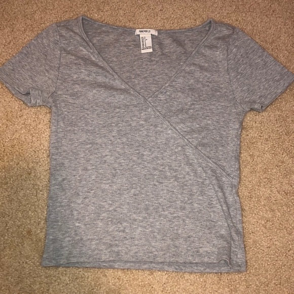 Gray cross front tee - Picture 1 of 3